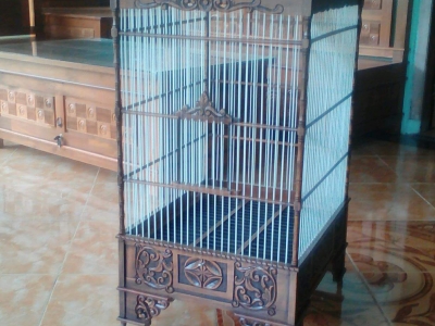 Sangkar burung ukir
