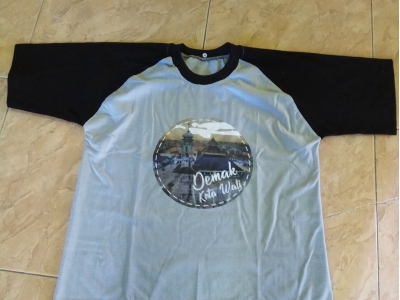 Kaos Demak kota wali